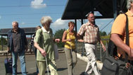 Abholen am Bahnhof. von links Volkhard, Reinhilde, Margit, Achim