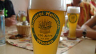Bierglas mit Aufschrift: Brauerei Hellmuth 250 Jahre seit 1756